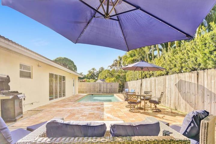 Beautiful 4 Bedrooms/Pool/Walk To Beach Deerfield Beach Exterior photo