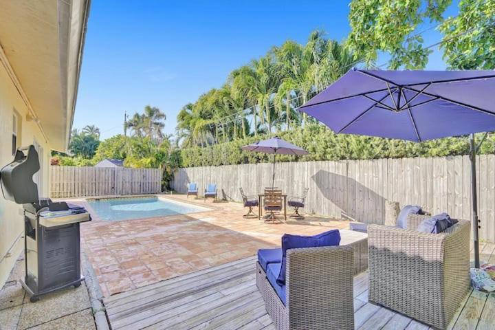 Beautiful 4 Bedrooms/Pool/Walk To Beach Deerfield Beach Exterior photo