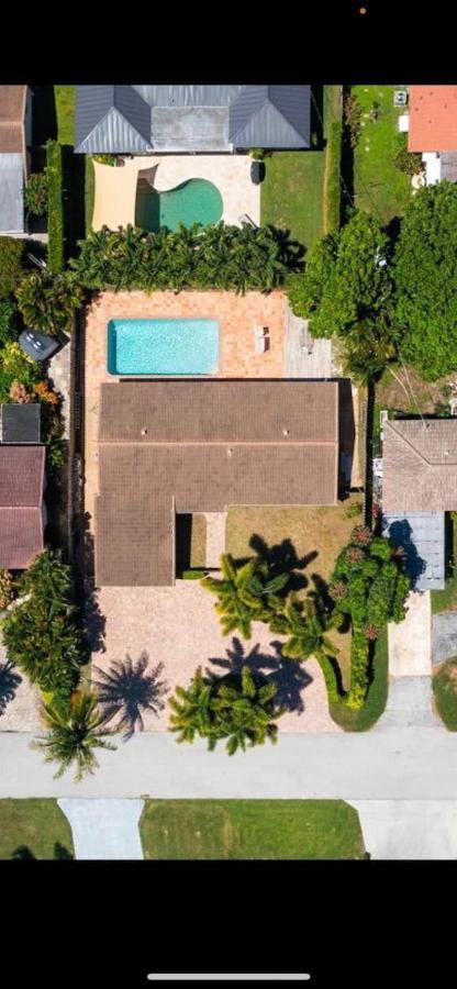 Beautiful 4 Bedrooms/Pool/Walk To Beach Deerfield Beach Exterior photo